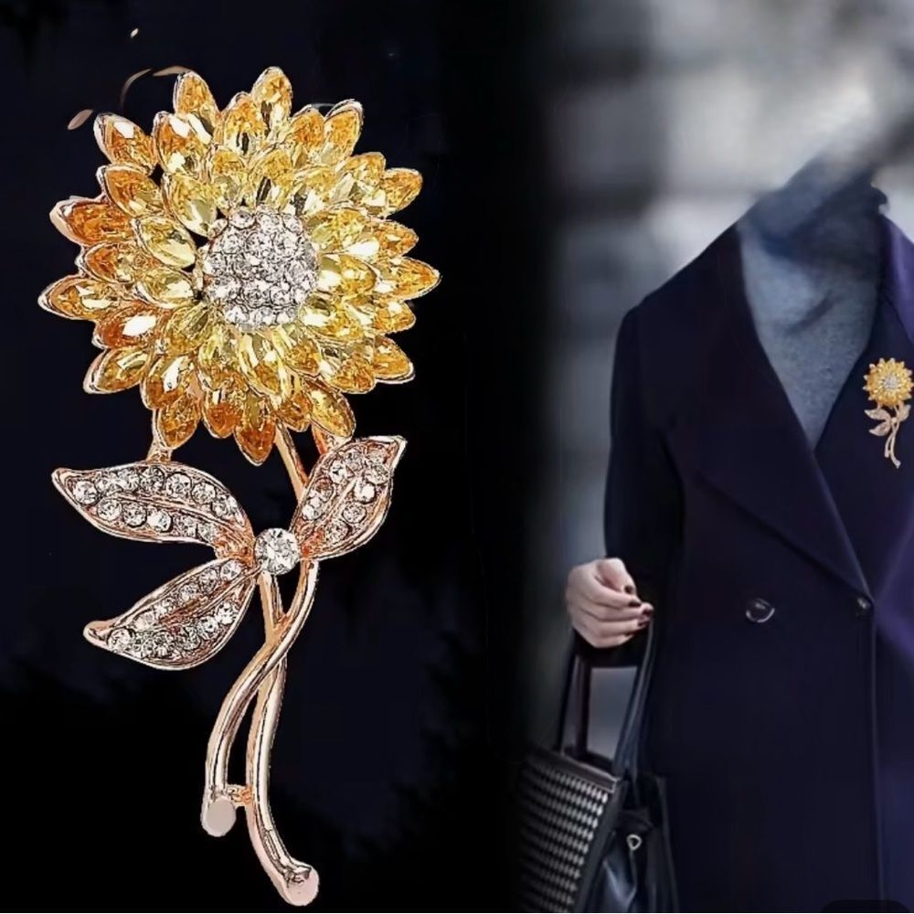 Sunflower Crystal Brooch in Gold and Silver - Picture 5 of 6
